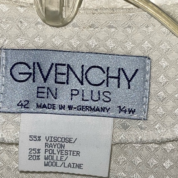 NWT Givenchy new/old stock wool blend blazer. Size 14/42. - Picture 5 of 8